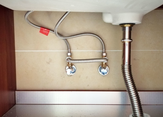 零冷水無(wú)回水管安裝圖,使用冷水會(huì)出現(xiàn)熱水嗎? 零冷水無(wú)回水管安裝圖,使用冷水會(huì)出現(xiàn)熱水嗎?