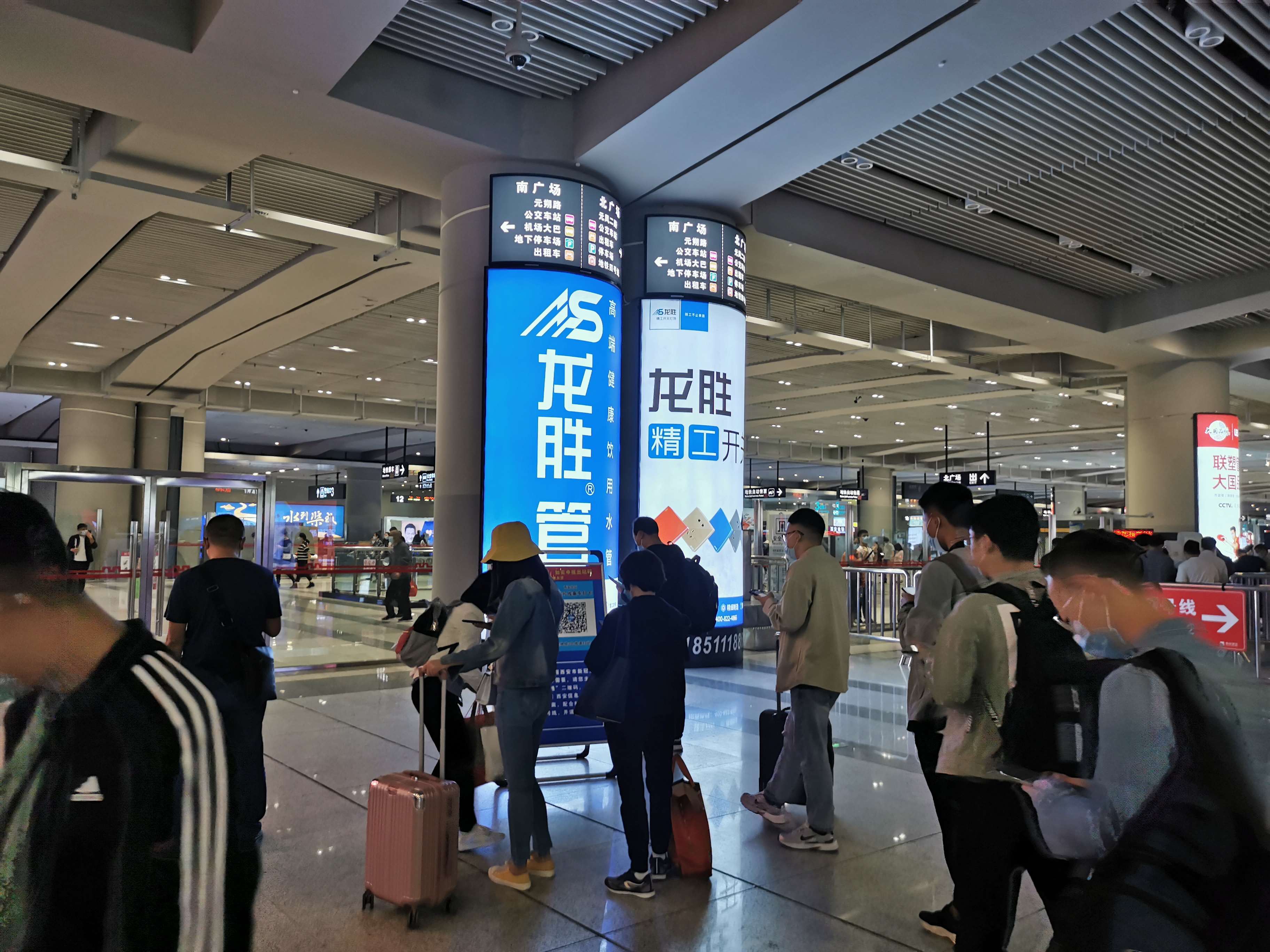 龍勝管高鐵廣告50城同步上線，刷屏億萬人！