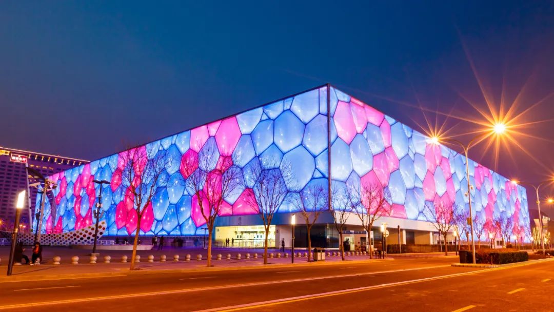 來雙奧館看龍勝管在“Colourful Cube”的藝術美學吧！