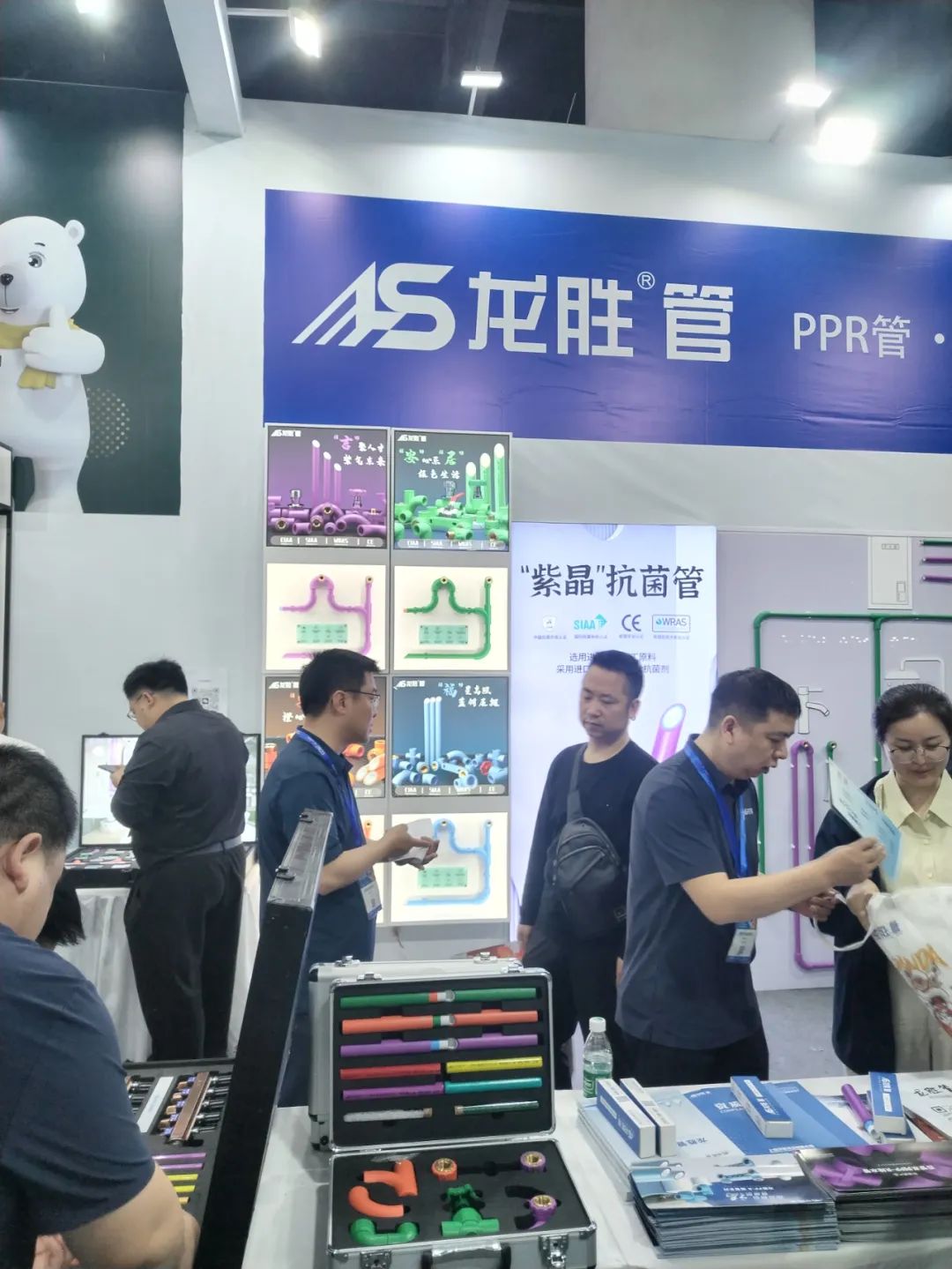 龍勝管2025成都建博會：用科技重塑健康，以藝術定義未來